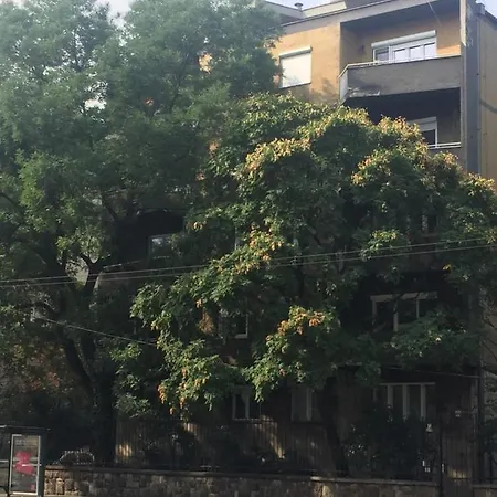 Heroes' Ii Daire Budapeşte