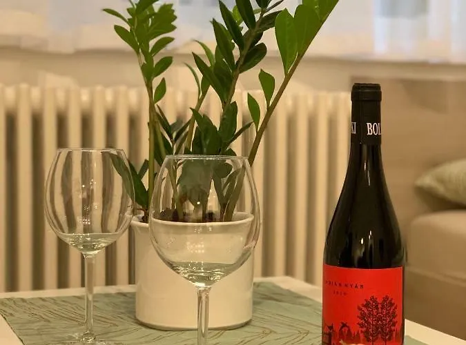 Heroes' Ii * Budapest