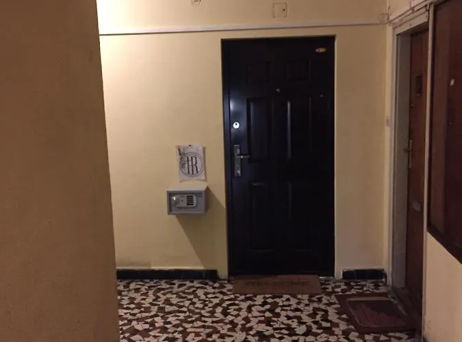 Apartman Heroes' Ii *