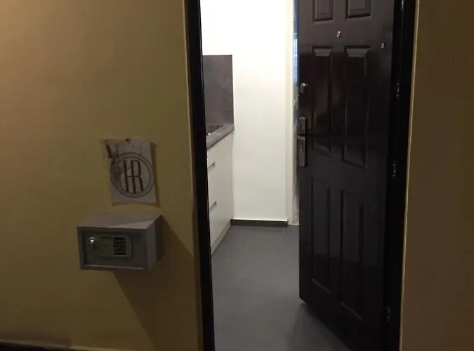 Heroes' Ii Apartman *